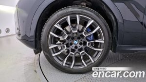 BMW X6 xDrive40i M Sport 2025 года из Южной Кореи