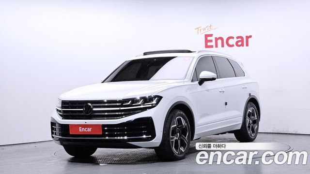 Volkswagen Touareg 3.0 TDI Prestige 2024 года из Кореи