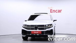Volkswagen Touareg 3.0 TDI Prestige 2024 года из Южной Кореи