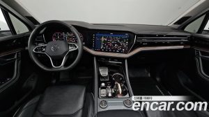 Volkswagen Touareg 3.0 TDI Prestige 2024 года из Южной Кореи
