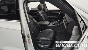 Volkswagen Touareg 3.0 TDI Prestige 2024 года из Южной Кореи