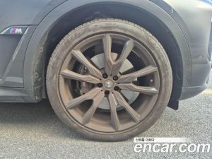 BMW X7 M60i xDrive M Sport 6 2025 года из Южной Кореи