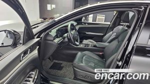 Kia K5 Signature 2024 года из Южной Кореи