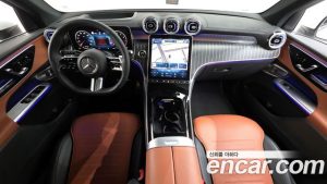 Mercedes-Benz GLC-Class GLC300 4MATIC AMG Line 2023 года из Южной Кореи