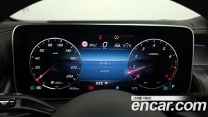 Mercedes-Benz GLC-Class GLC300 4MATIC AMG Line 2023 года из Южной Кореи