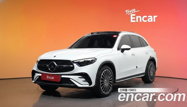Mercedes-Benz GLC-Class GLC300 4MATIC AMG Line 2023 года из Кореи