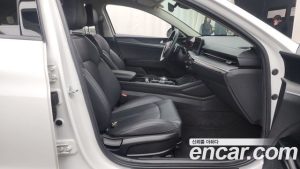 Kia K5 2.0 2024 года из Южной Кореи
