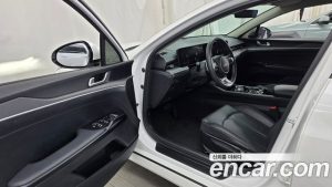 Kia K5 2.0 2024 года из Южной Кореи