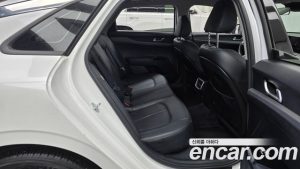 Kia K5 2.0 2024 года из Южной Кореи