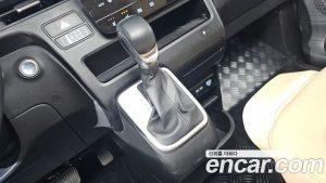 Hyundai Staria HEV 1.6 Tourer 9-Seater 2025 года из Южной Кореи