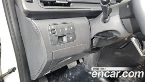 Hyundai Staria HEV 1.6 Tourer 9-Seater 2025 года из Южной Кореи