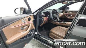 Mercedes-Benz E-Class E250 Exclusive 2023 года из Южной Кореи