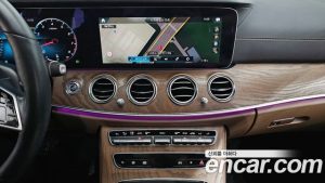 Mercedes-Benz E-Class E250 Exclusive 2023 года из Южной Кореи