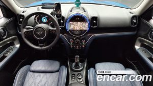 Mini Countryman ALL4 CLASSIC COMFORT PACK 2023 года из Южной Кореи
