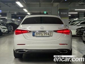 Mercedes-Benz C-Class C300 4MATIC Avantgarde 2024 года из Южной Кореи