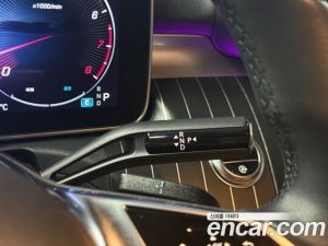 Mercedes-Benz C-Class C300 4MATIC Avantgarde 2024 года из Южной Кореи