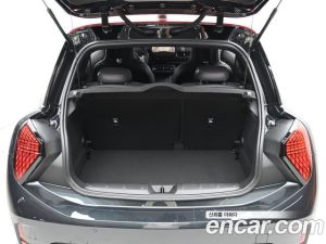 Mini Cooper JCW 2025 года из Южной Кореи