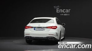 Mercedes-Benz C-Class C200 AMG Line 2025 года из Южной Кореи