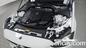Mercedes-Benz C-Class C200 AMG Line 2025 года из Южной Кореи