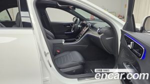 Mercedes-Benz C-Class C200 AMG Line 2025 года из Южной Кореи