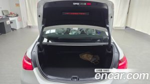 Mercedes-Benz C-Class C200 AMG Line 2025 года из Южной Кореи