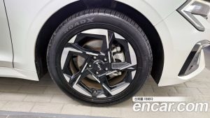 Kia K5 2.0 2024 года из Южной Кореи