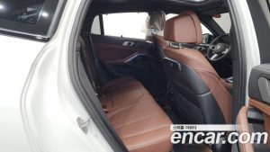 BMW X6 xDrive40i M Sport 2024 года из Южной Кореи