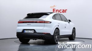 Porsche Cayenne 3.0 Coupe 2024 года из Южной Кореи
