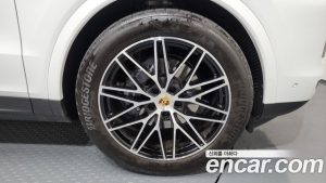 Porsche Cayenne 3.0 Coupe 2024 года из Южной Кореи