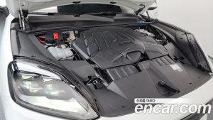 Porsche Cayenne 3.0 Coupe 2024 года из Южной Кореи