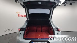Porsche Cayenne 3.0 Coupe 2024 года из Южной Кореи