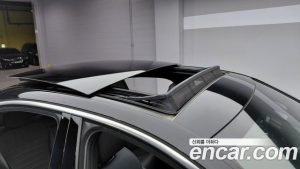 Mercedes-Benz C-Class C300 4MATIC AMG Line 2024 года из Южной Кореи