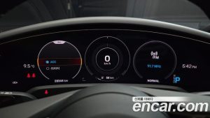 Porsche Taycan Base 2022 года из Южной Кореи