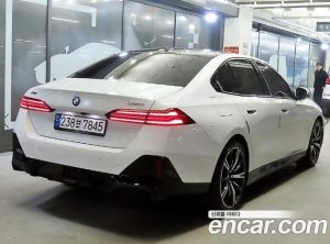 BMW 5-Series 530i xDrive M Sport 2024 года из Южной Кореи