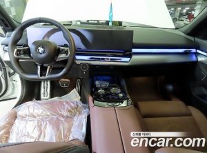 BMW 5-Series 530i xDrive M Sport 2024 года из Южной Кореи