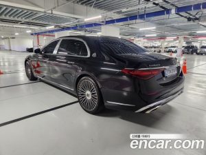 Mercedes-Benz S-Class Maybach S680 4MATIC 2023 года из Южной Кореи