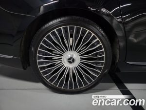 Mercedes-Benz S-Class Maybach S680 4MATIC 2023 года из Южной Кореи