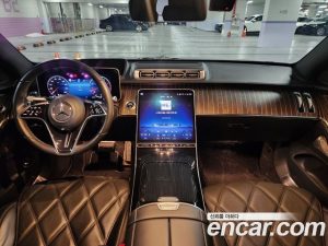 Mercedes-Benz S-Class Maybach S680 4MATIC 2023 года из Южной Кореи