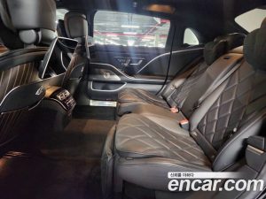 Mercedes-Benz S-Class Maybach S680 4MATIC 2023 года из Южной Кореи