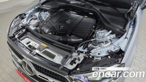 Mercedes-Benz GLC-Class GLC300 4MATIC Avantgarde 2025 года из Южной Кореи