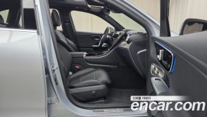 Mercedes-Benz GLC-Class GLC300 4MATIC Avantgarde 2025 года из Южной Кореи