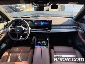 BMW 5-Series 530i xDrive M Sport 2024 года из Южной Кореи