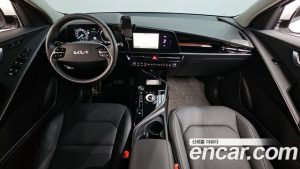 Kia Niro Signature 2024 года из Южной Кореи