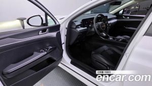 Kia K5 2.0 2024 года из Южной Кореи