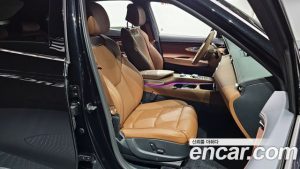 Genesis GV70 2.5T Бензин AWD 2024 года из Южной Кореи