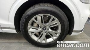 Genesis GV70 2.5T Бензин 2WD 2025 года из Южной Кореи