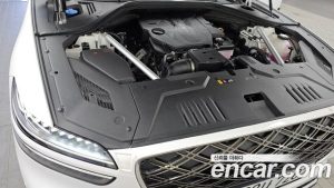 Genesis GV70 2.5T Бензин 2WD 2025 года из Южной Кореи