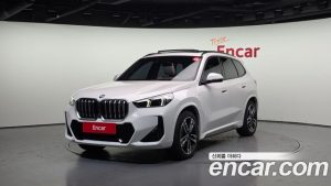 BMW iX1 xDrive 30 M Sport 2024 года из Южной Кореи