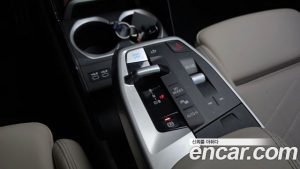 BMW iX1 xDrive 30 M Sport 2024 года из Южной Кореи