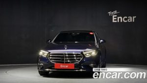 Mercedes-Benz E-Class E350e 4MATIC 2025 года из Южной Кореи